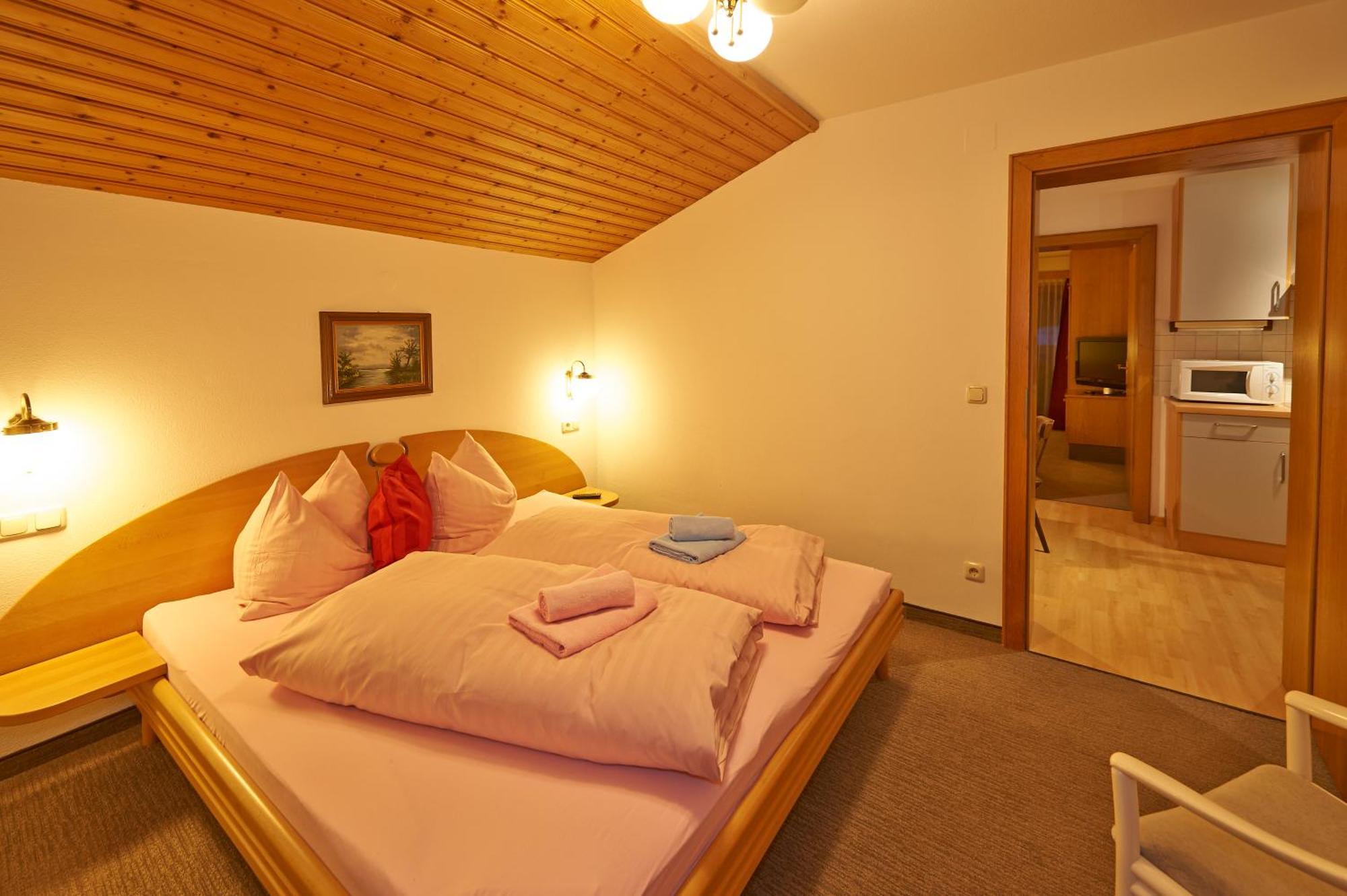 Apartments Neue Post Фільцмос Номер фото