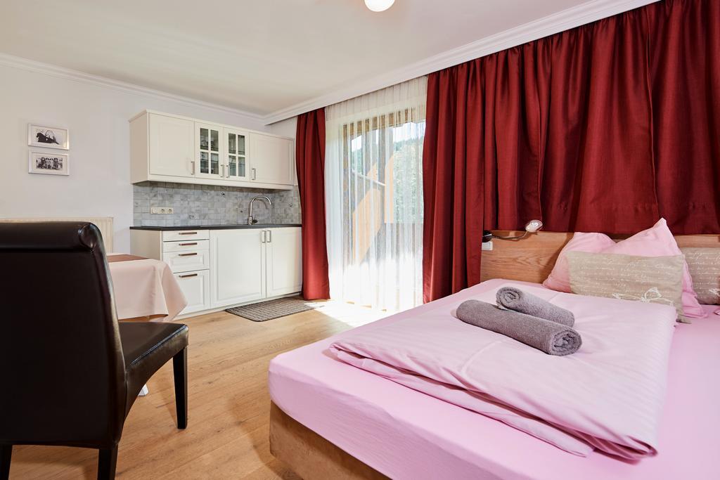 Apartments Neue Post Фільцмос Екстер'єр фото